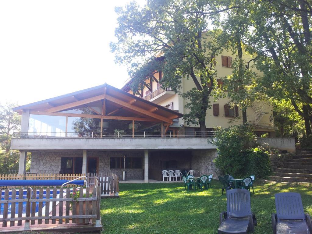 Hostal Pedraforca Saldes Ngoại thất bức ảnh