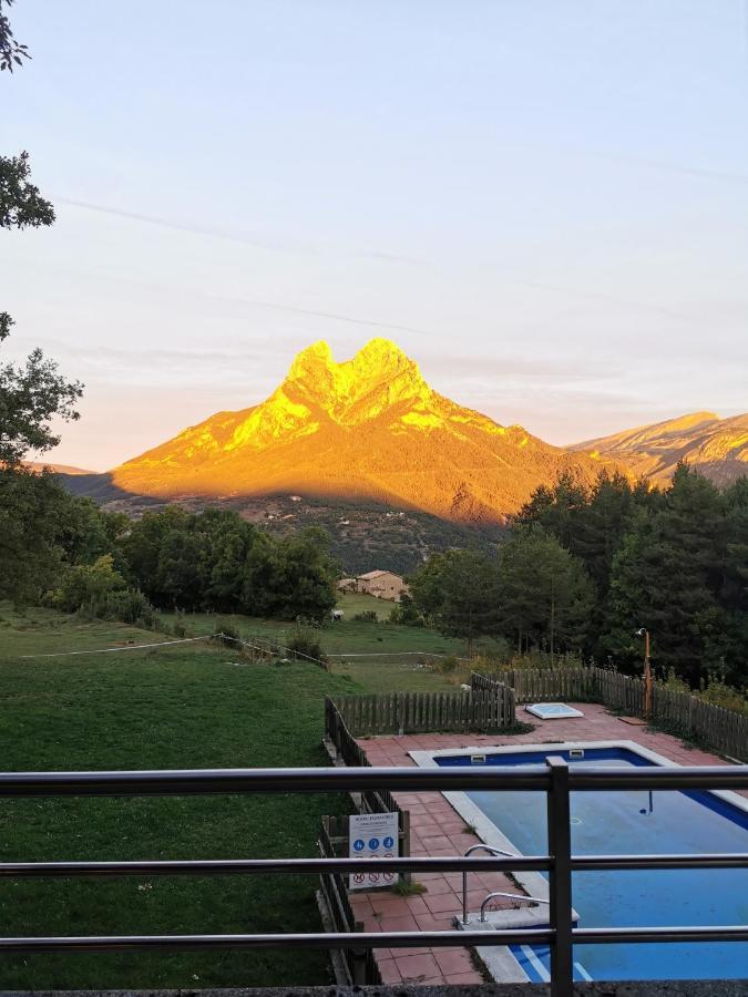 Hostal Pedraforca Saldes Ngoại thất bức ảnh